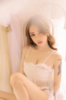 朋友的母亲中文