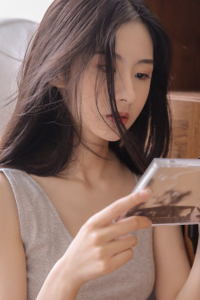 小镇姑娘电影版在线观看免费