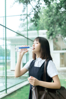 再见艳阳天